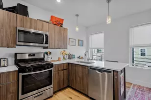 211 W 9th St, Boston, MA 02127 - Photo 2