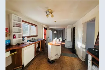 64 Hunters Brook Rd, Bourne, MA 02562 - Photo 10