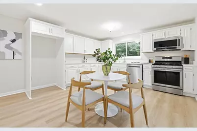 20 Country Club Ln #D, Milford, MA 01757 - Photo 10