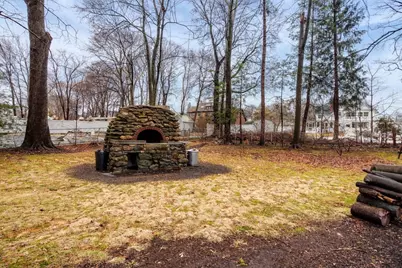 162 E Haverhill Street, Lawrence, MA 01841 - Photo 36