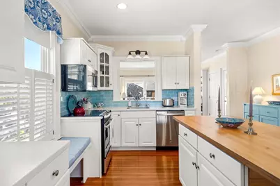 60 Gregory #3, Marblehead, MA 01945 - Photo 10