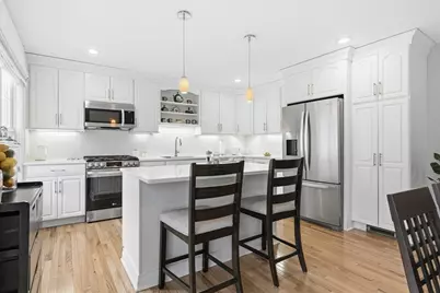 9 Cottage St #9, Woburn, MA 01801 - Photo 4