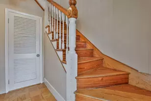 12 Linden Rd, Melrose, MA 02176 - Photo 2