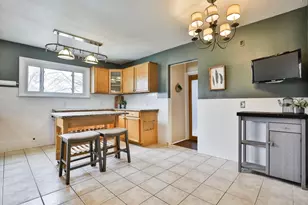 12 Linden Rd, Melrose, MA 02176 - Photo 10