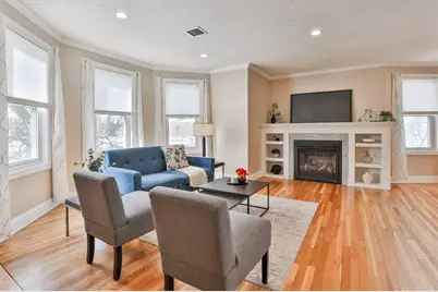 12 Linden Rd #12, Melrose, MA 02176 - Photo 4