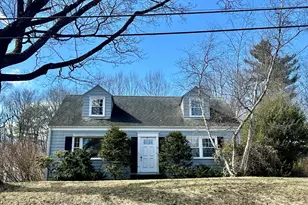 32 Stilson Ave, Northampton, MA 01062 - Photo 1