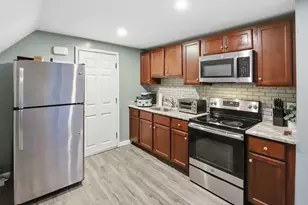 4 E Broadway, Taunton, MA 02780 - Photo 14