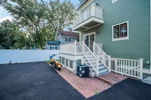 8 Richardson St, Winchester, MA 01890 - Photo 28