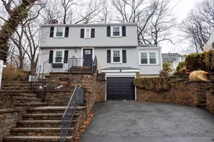 149 Reservoir Rd, Quincy, MA 02170 - Photo 2