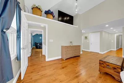 8 School St, Groveland, MA 01834 - Photo 20