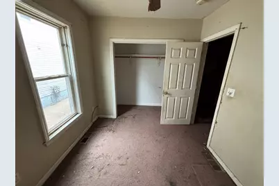 55 Fuller St, Chicopee, MA 01020 - Photo 6