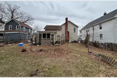 55 Fuller St, Chicopee, MA 01020 - Photo 2