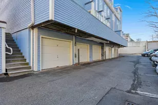 676 Huron Ave, Cambridge, MA 02138 - Photo 24