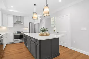 26 Flagg St, Woburn, MA 01801 - Photo 12