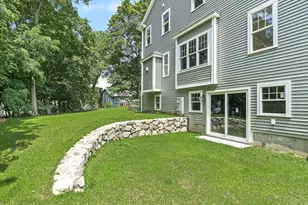 26 Flagg St, Woburn, MA 01801 - Photo 4