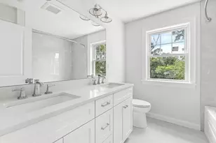 26 Flagg St, Woburn, MA 01801 - Photo 32