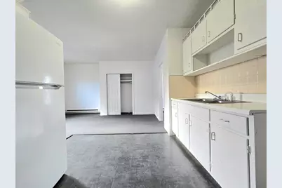 25 Myrtle St #2R, Taunton, MA 02780 - Photo 2