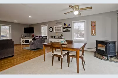206 Franklin Street, Belchertown, MA 01007 - Photo 10