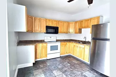 39 Grafton St, Brockton, MA 02301 - Photo 8