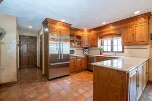 31 Tamarock Terrace, Stoneham, MA 02180 - Photo 8