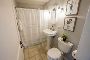 7 Lansing Ave, Haverhill, MA 01832 - Photo 10