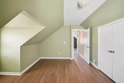 66 Thornton St, Springfield, MA 01104 - Photo 22