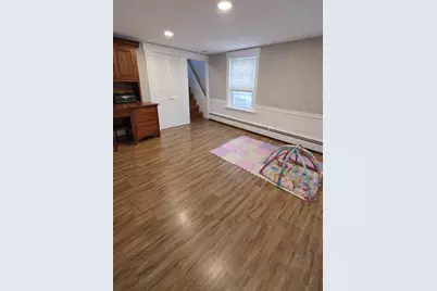 5 Eaton Pl, Leominster, MA 01453 - Photo 8