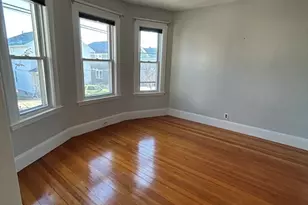 19 Oakland, Watertown, MA 02472 - Photo 4