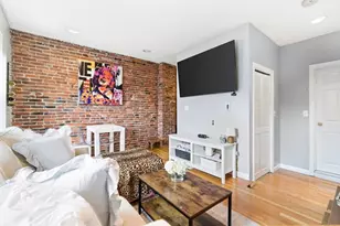16 Foster St, Boston, MA 02109 - Photo 2