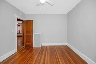 12 Metcalf St, Medford, MA 02155 - Photo 18