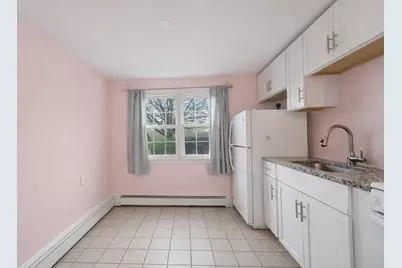 180 Tyngsboro Rd #17A, Chelmsford, MA 01863 - Photo 2