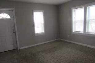 19 Chapman St, Dracut, MA 01826 - Photo 16