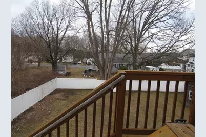 19 Chapman St #2nd Floor, Dracut, MA 01826 - Photo 18