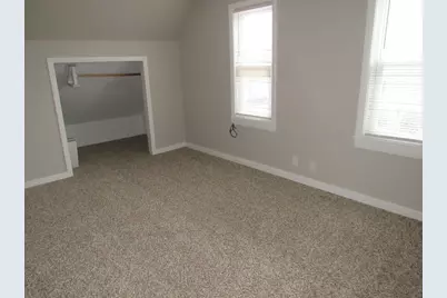 19 Chapman St #2nd Floor, Dracut, MA 01826 - Photo 22