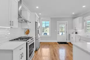 17 June St, Boston, MA 02131 - Photo 8