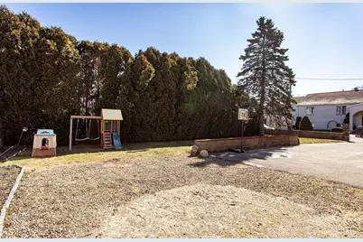 4 Page Street, Fairhaven, MA 02719 - Photo 8