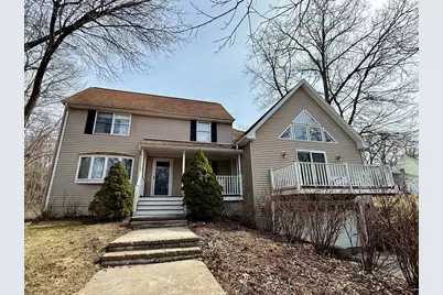 9 Dana Hl, Belchertown, MA 01007 - Photo 2