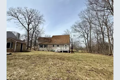 9 Dana Hl, Belchertown, MA 01007 - Photo 4