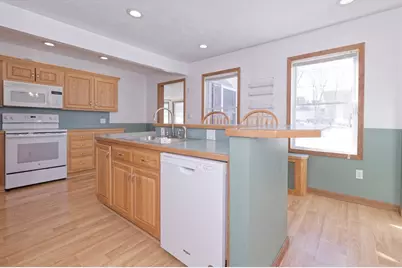 51 Brandon Rd, Dudley, MA 01571 - Photo 12