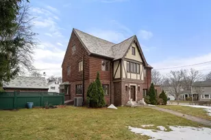 147 Mt Vernon St, Dedham, MA 02026 - Photo 36