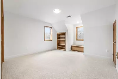 10 Alden St, Ludlow, MA 01056 - Photo 18