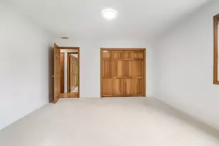 10 Alden St, Ludlow, MA 01056 - Photo 20