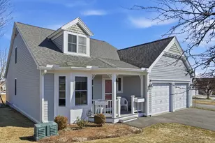 3 Strawberry Ln, Hudson, MA 01749 - Photo 2