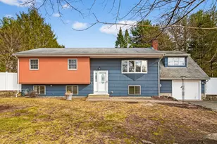 19 Sahlin Cir, Franklin, MA 02038 - Photo 1