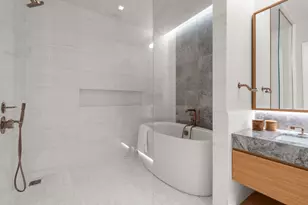 45 Temple St, Boston, MA 02114 - Photo 16