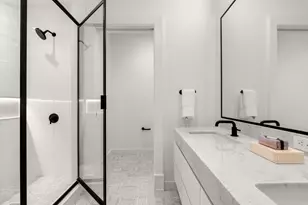45 Temple St, Boston, MA 02114 - Photo 18