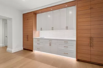 45 Temple St #312, Boston, MA 02114 - Photo 10