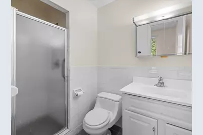 611 Watertown St #14, Newton, MA 02460 - Photo 16