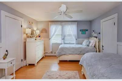 53 Raymond Street, Manchester by the Sea, MA 01944 - Photo 14