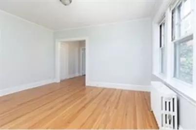 22 Concord Ave #10, Cambridge, MA 02138 - Photo 10